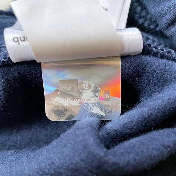 The North Face Men’s Heritage Patch Summit Navy Joggers - Picture 8 of 8